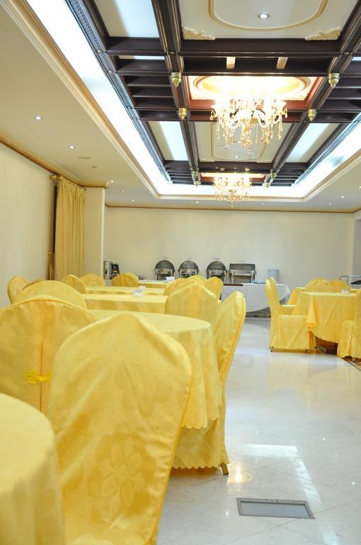 Sahara Hotel Apartments Muscat Exterior photo