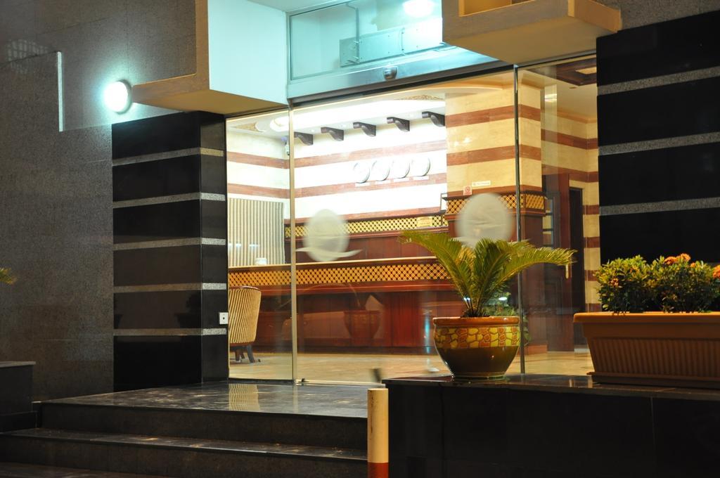 Sahara Hotel Apartments Muscat Exterior photo